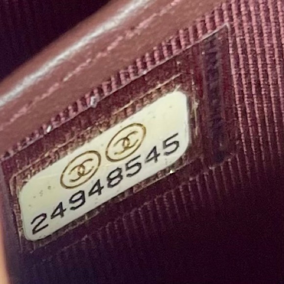 ✨CHANEL Black Quilted Wallet • Gold CC • Holiday Gift • Under the Tree - Ready✨ - Picture 8 of 11